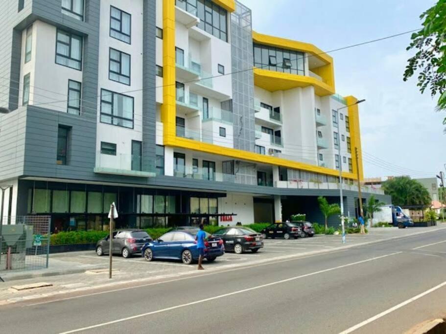 Luxury Labone Edge 2-Bedroom Apartment In Accra - Fivehills Homes Exterior foto